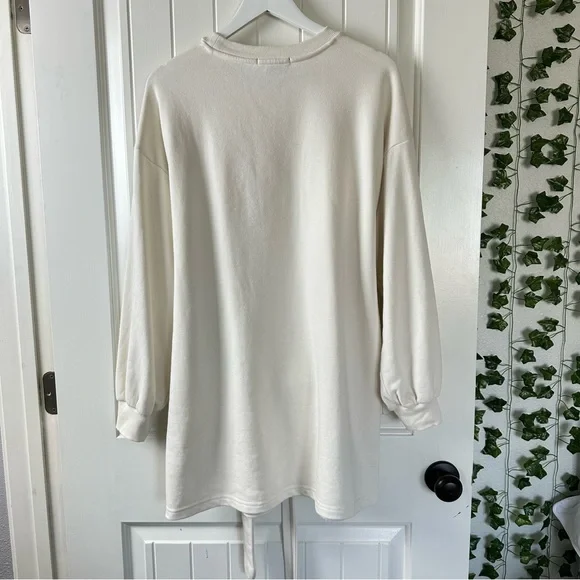 Forever 21 Trendy off white long sleeve sweater dress size Medium - Picture 5 of 6